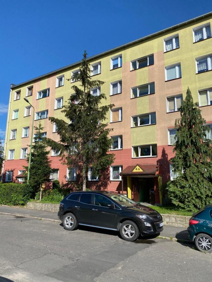 Apartament Os. Zlote 4B Dzierżoniów 外观 照片